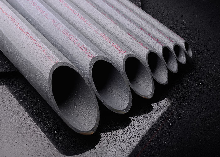 لوله های اینگل